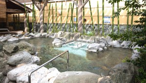 【男湯】岩風呂-さくらの湯