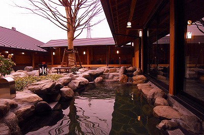 露天水風呂(公式サイトから引用)
