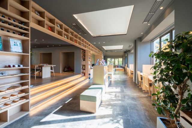 ラウンジ・体験エリア「色ノ間」