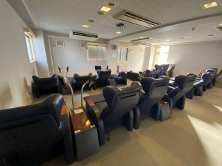 リクライニングスペース