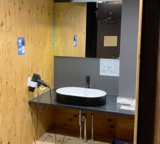 パウダールーム