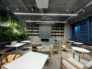 ラウンジ(2F)