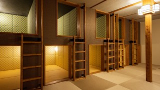 休憩室(2段個室)