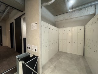 ロッカールーム