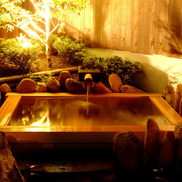 【男湯】ひのき風呂